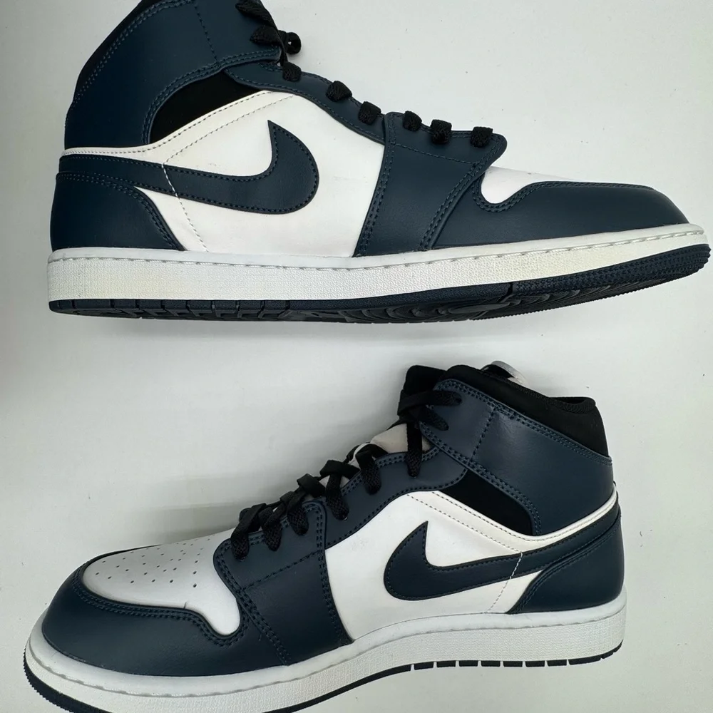 Jordan 1 mid armory navy - Picture 3 of 7